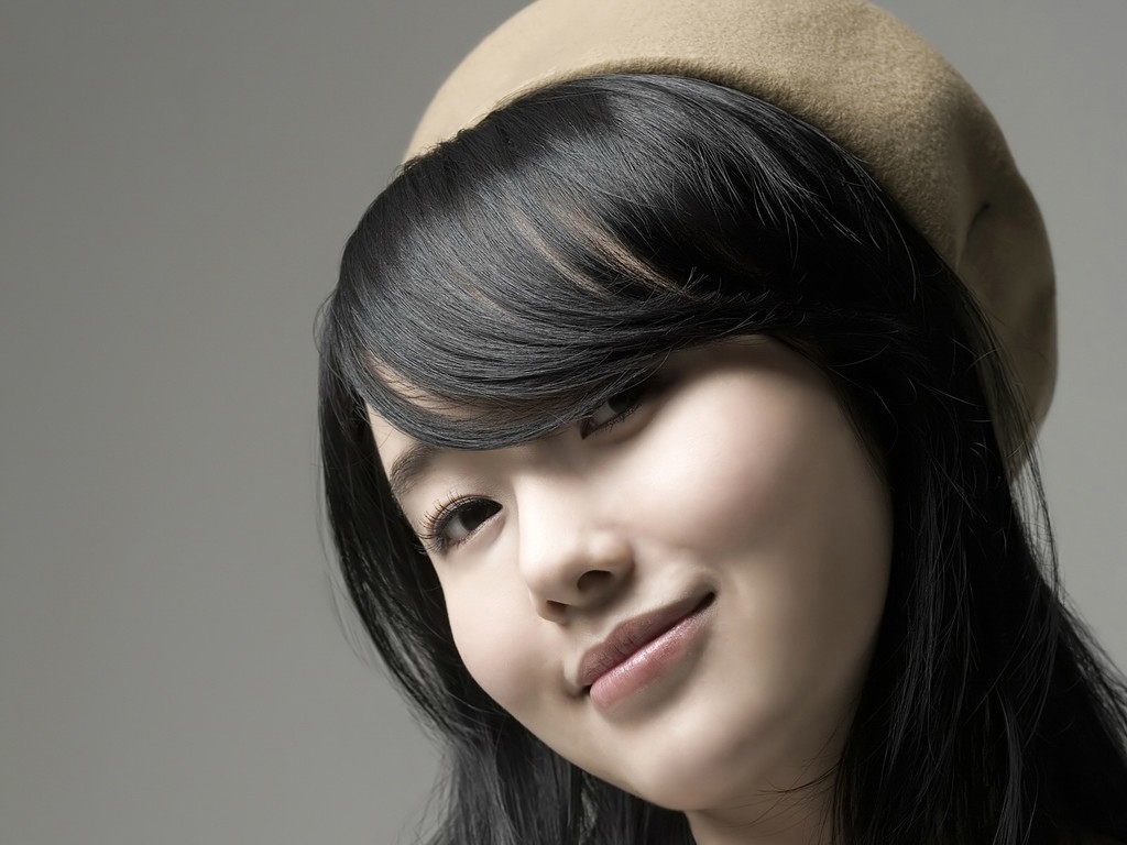 韩国歌手李贞贤
